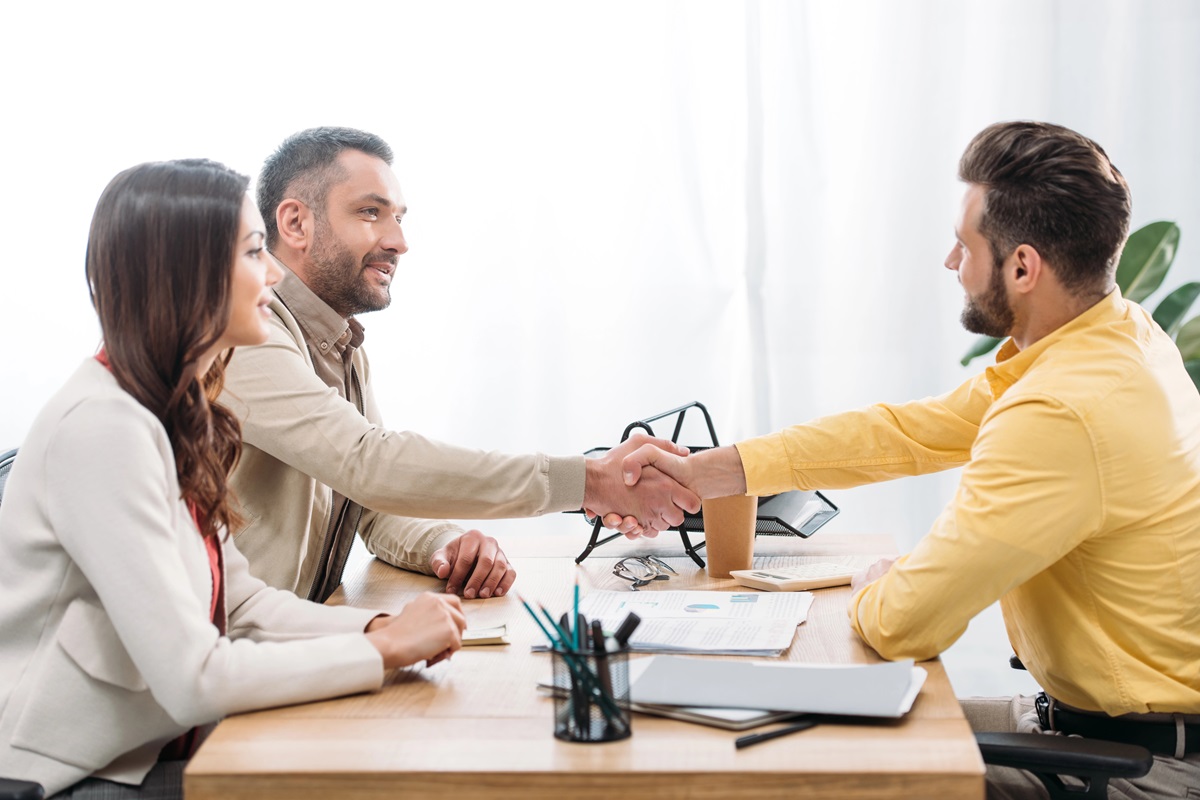 encuentre guia legal personalizada de la mano de abogados de visa de inversor en san antonio de lozano law firm